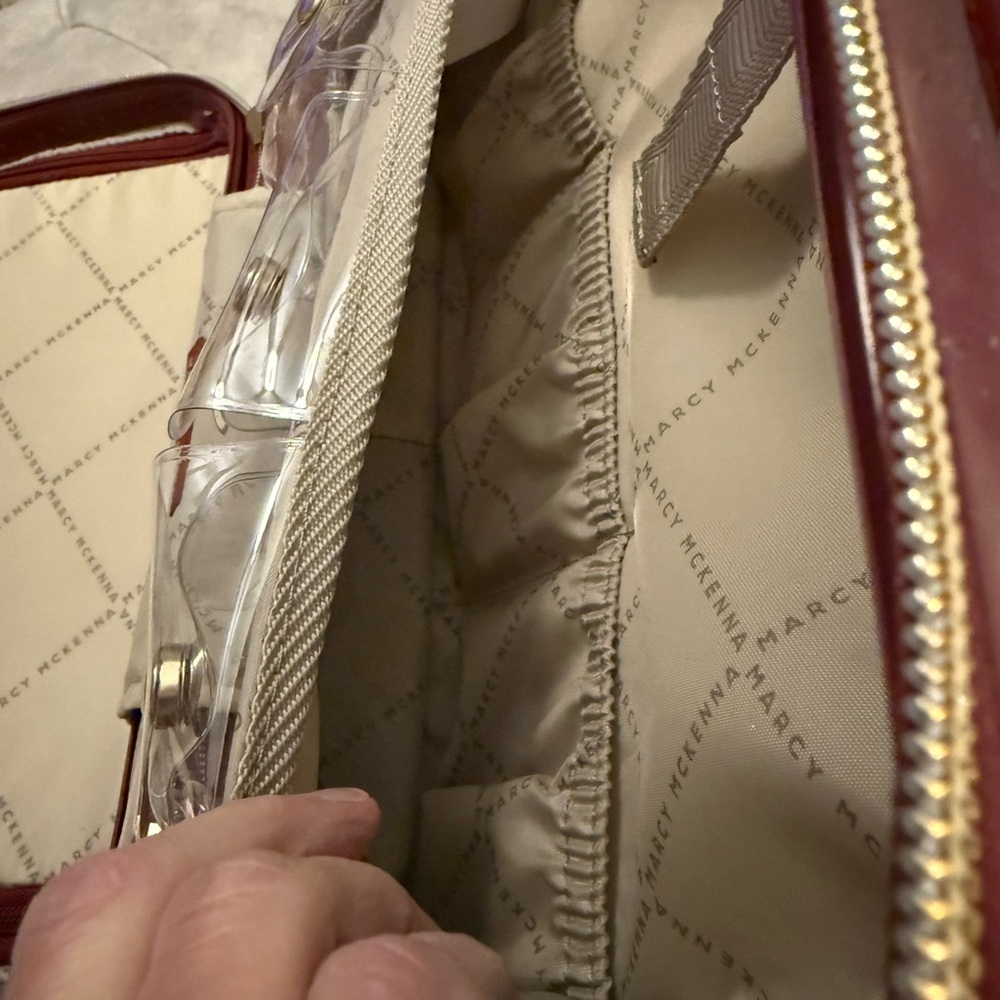 Marcy McKenna Hard Sided Case - Picture 12 of 13